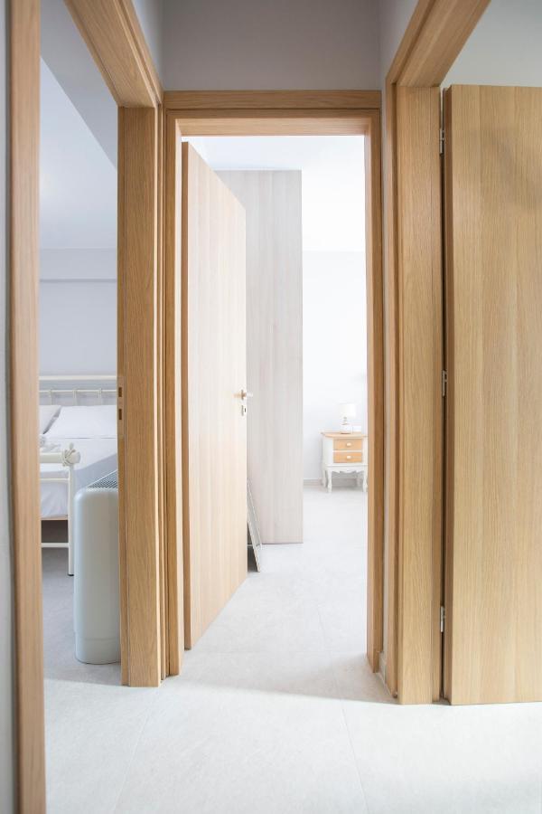 The Two Apartments Lefkáda 외부 사진